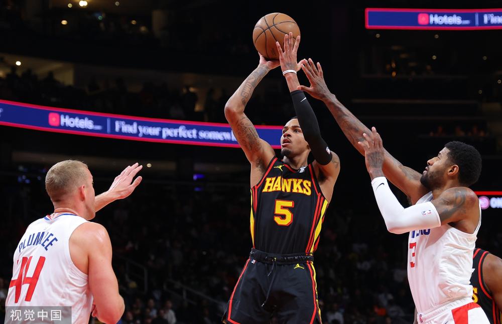 情中展现了 情中展现了