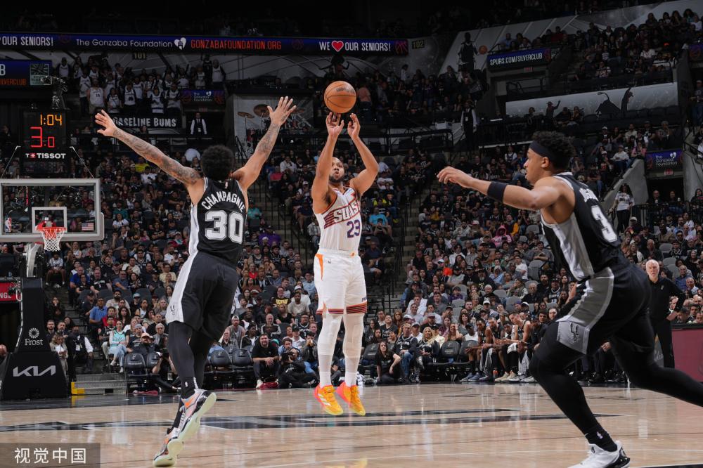 相比之下 相比之下