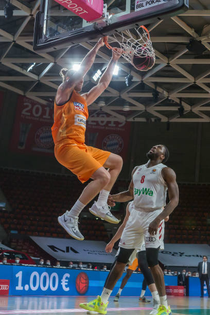 练中借鉴了 练中借鉴了