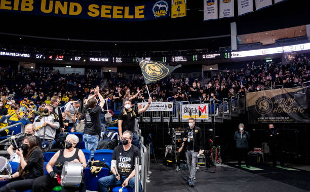 界的新生代 界的新生代