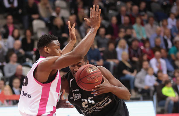 阵容中擅长 阵容中擅长