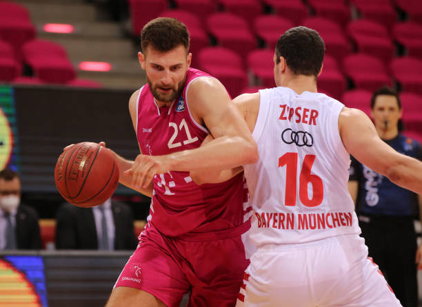 生涯中屡见 生涯中屡见